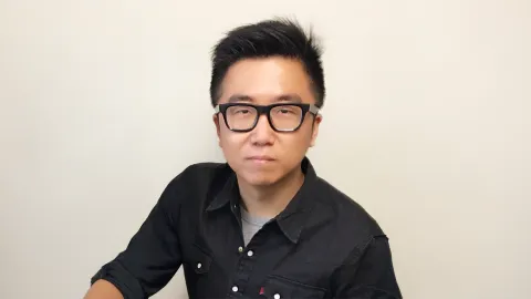 A color photo of Cheng Zhang