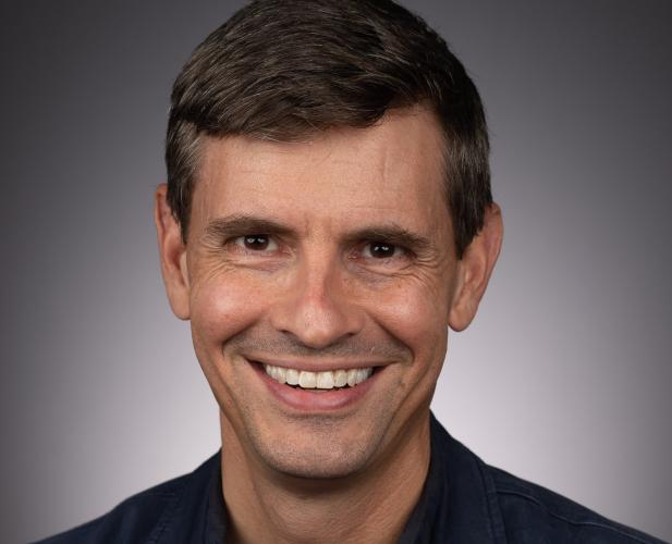 Portrait of Matthew Wilkens 